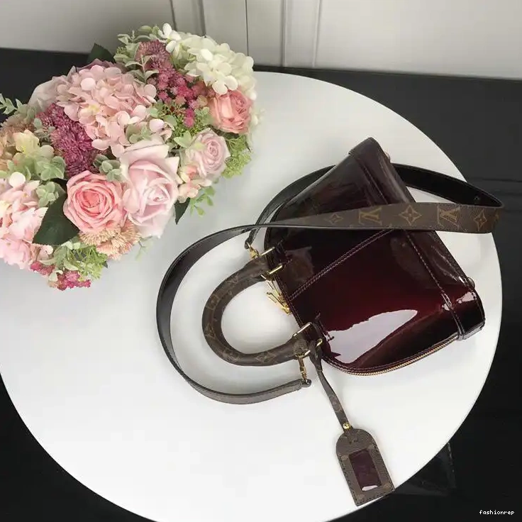 Fashionrepsfam ru Bags LV 19T1L0241 0802